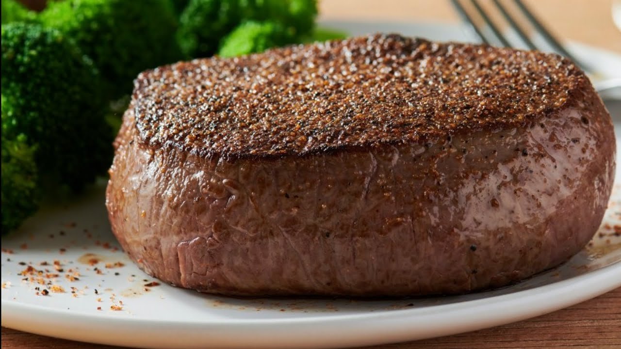 Ranking Outback Steakhouse’s Signature Steaks: The Best to the Least Impressive