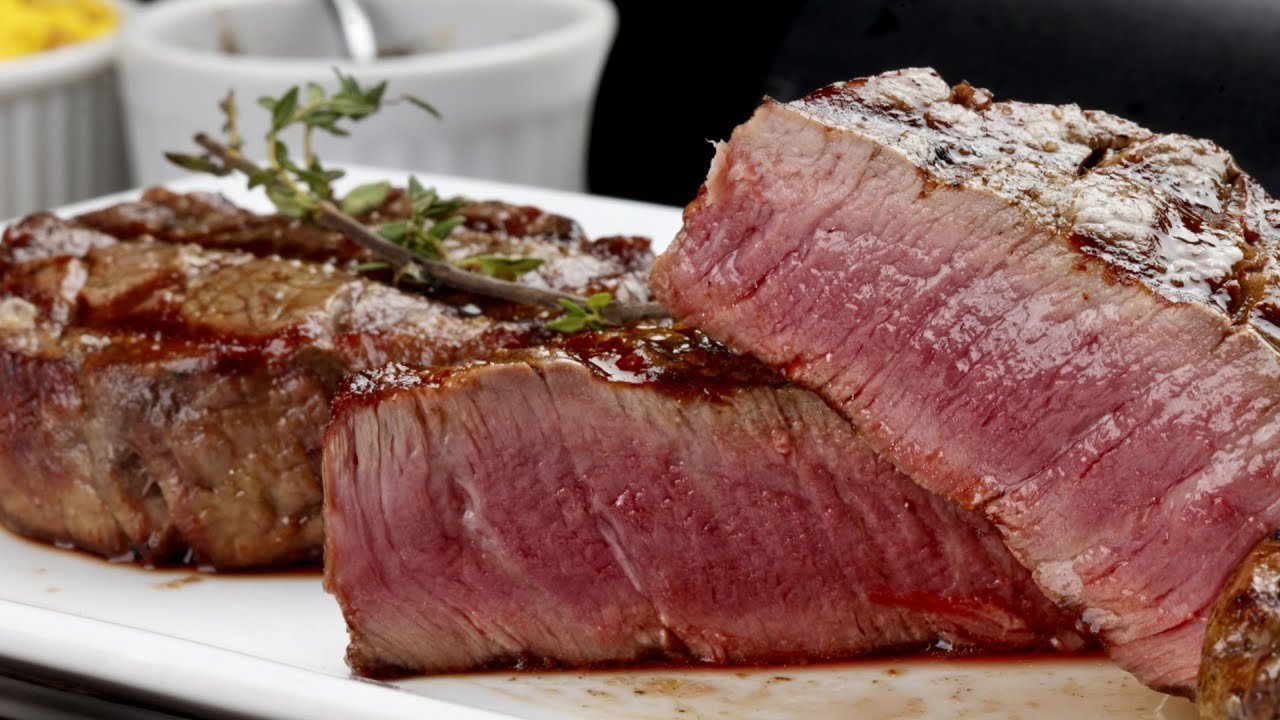 Ruth’s Chris and Morton’s Duel for Steakhouse Supremacy