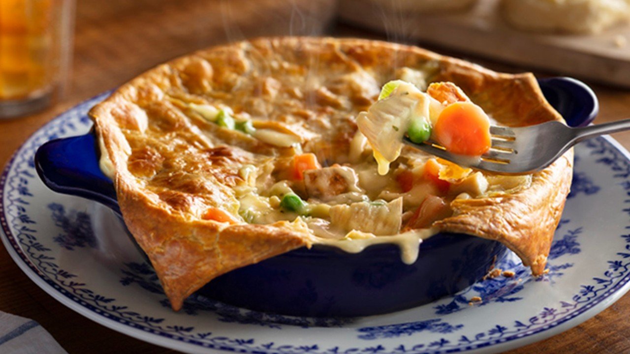 Top-Rated Chicken Pot Pies from Your Favorite Chain Restaurants Revealed!